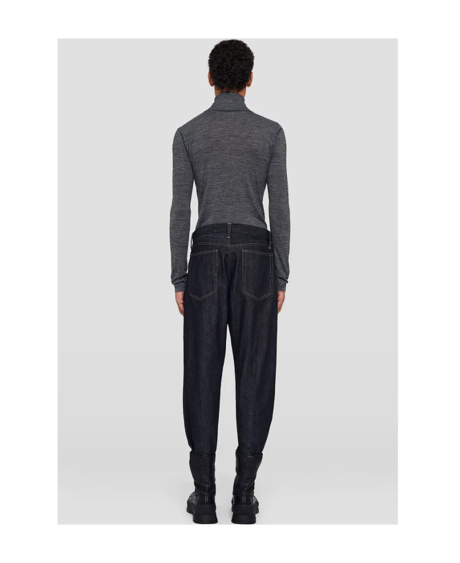 Zip Detailed Long-Sleeved Sweatshirt