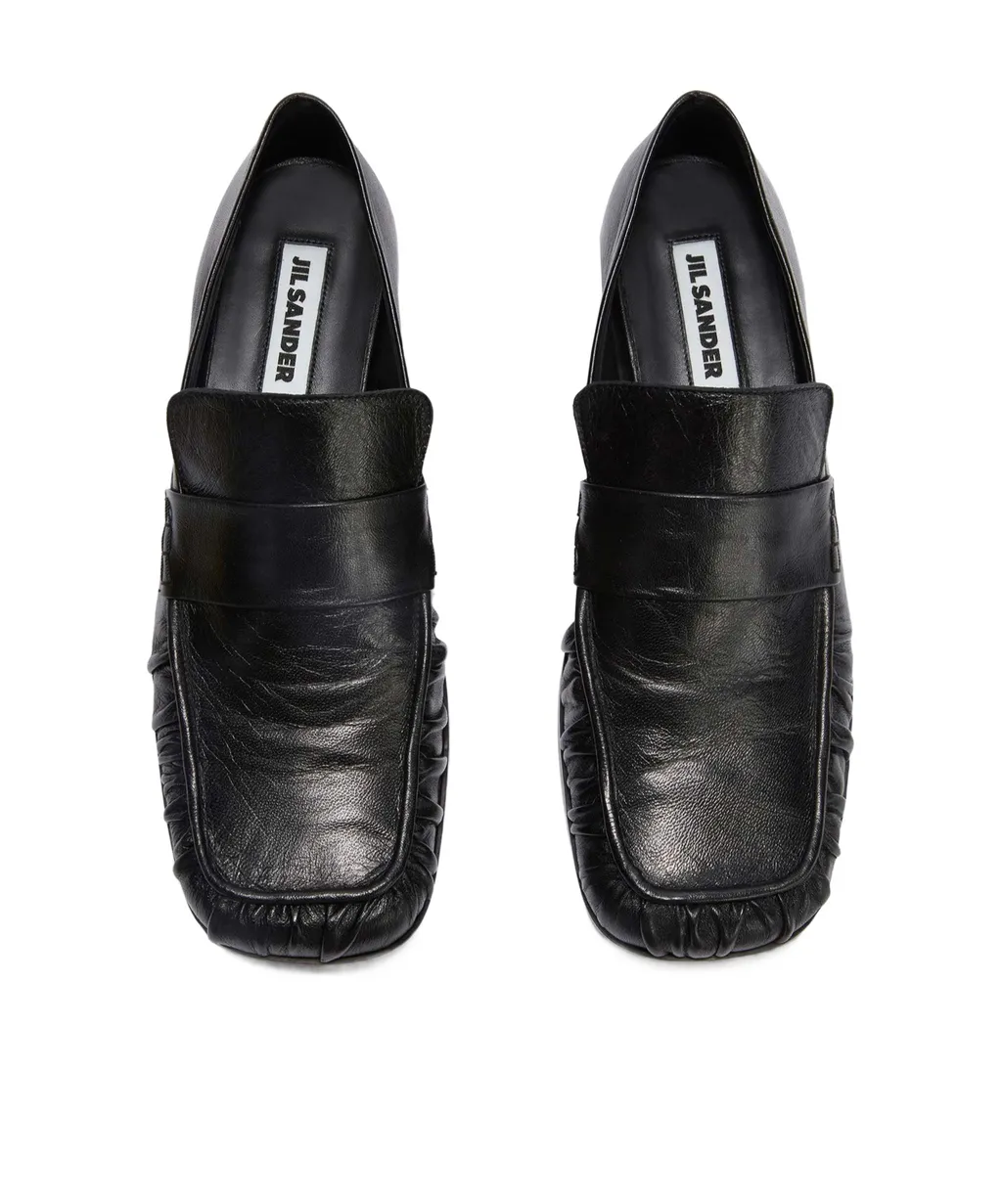 Hand-Stitched Wrinkled Loafers