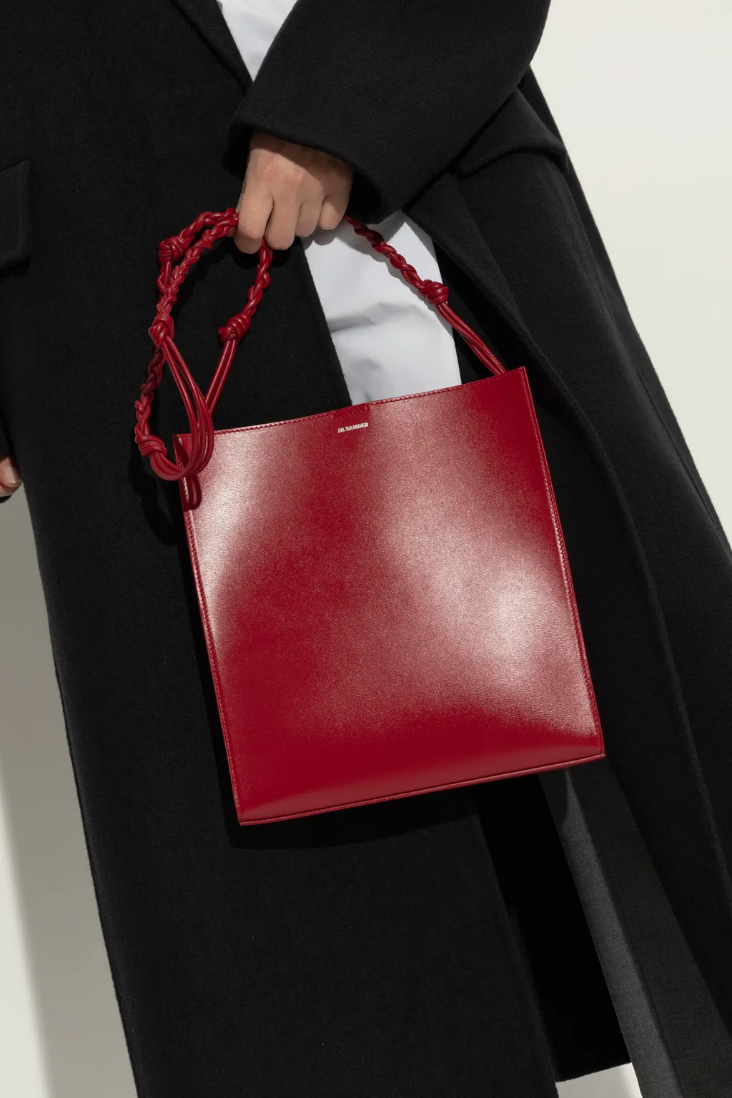 Medium Tangle Shoulder Bag