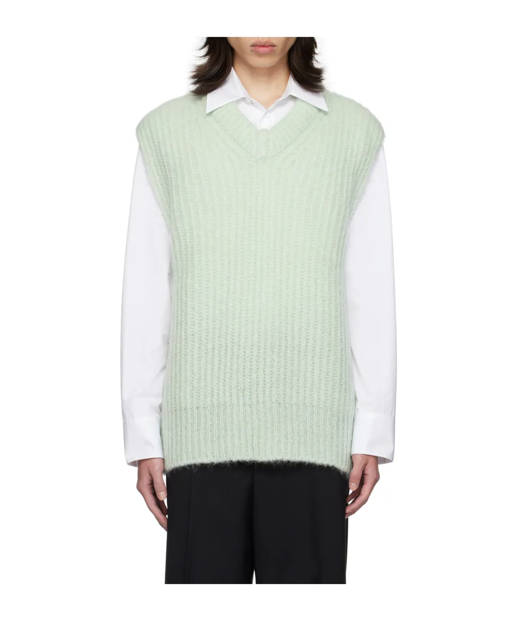 Sleeveless Knitted Sweater