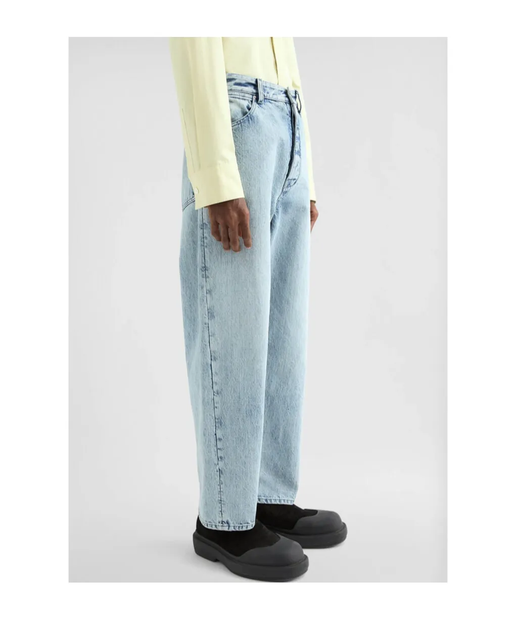 Logo Patch Loose-Fit Jeans