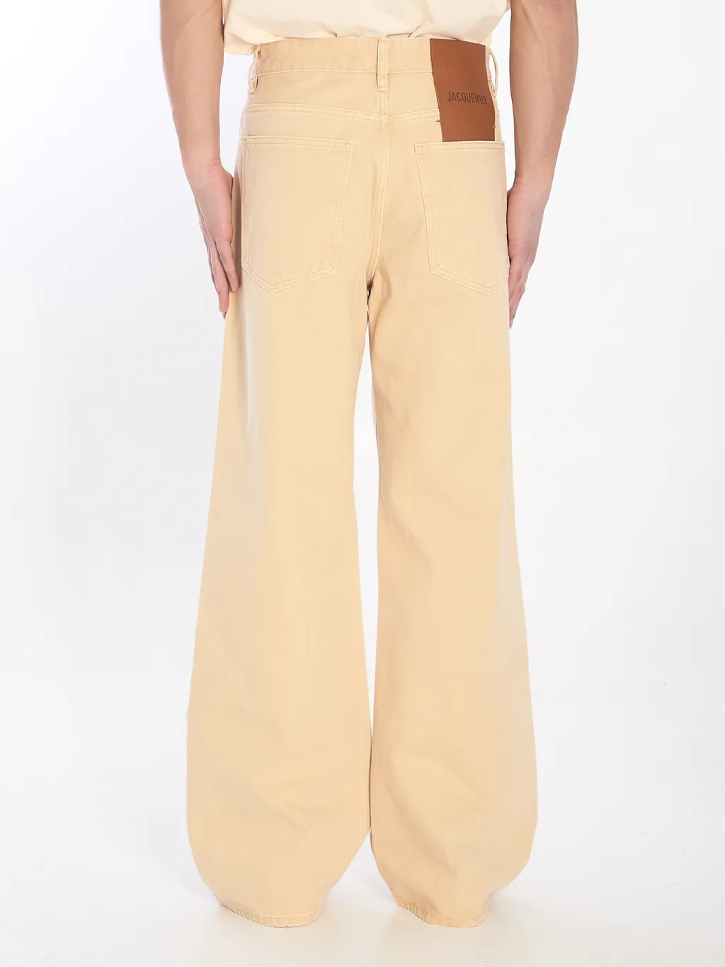 Belt-Loop Jeans