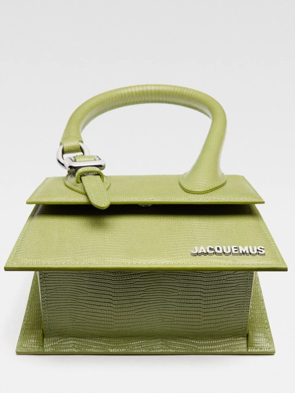 Le Chiquito Moyen Boucle Top Handle Bag