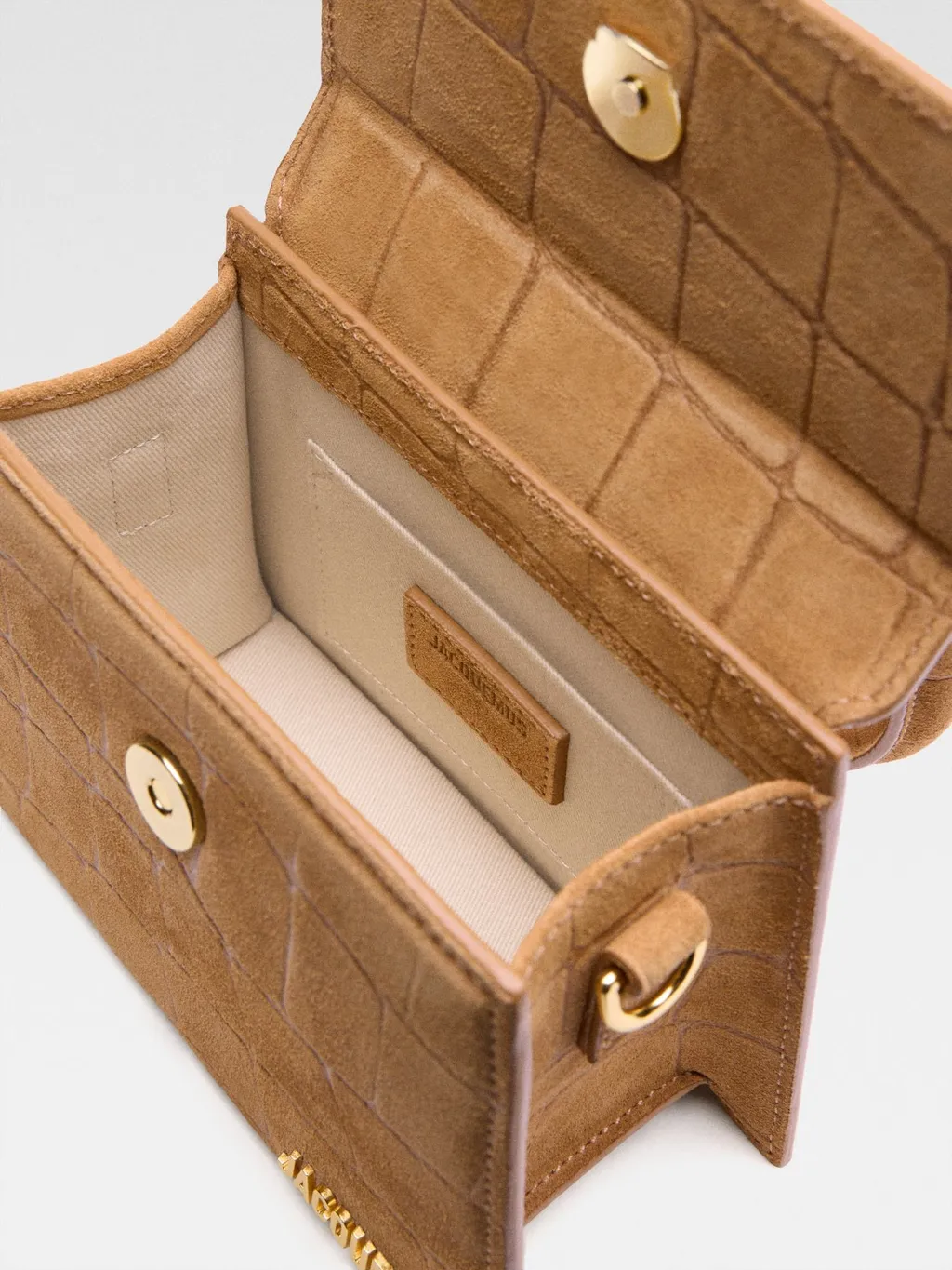 Chiquito Buckle Detailed Medium Top Handle Bag