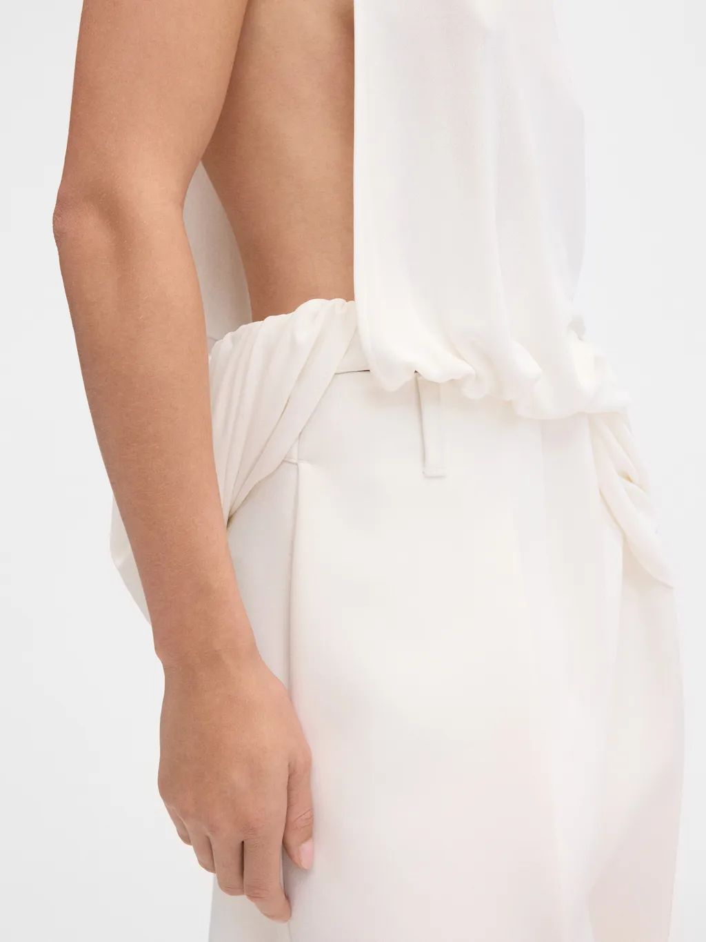 Twist Detailed Asymmetric Tank Top
