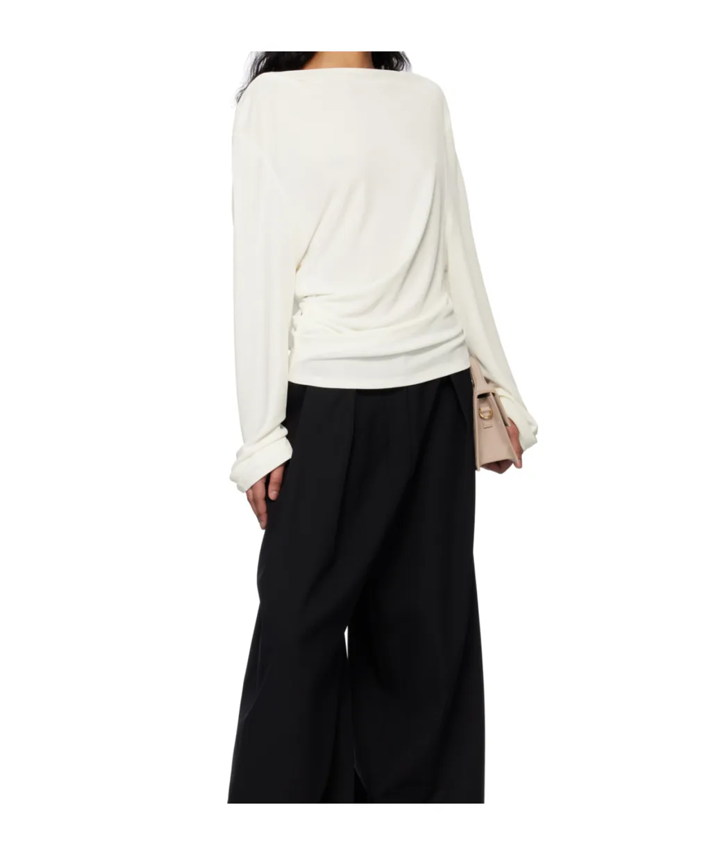 Long-Sleeved Backless Top