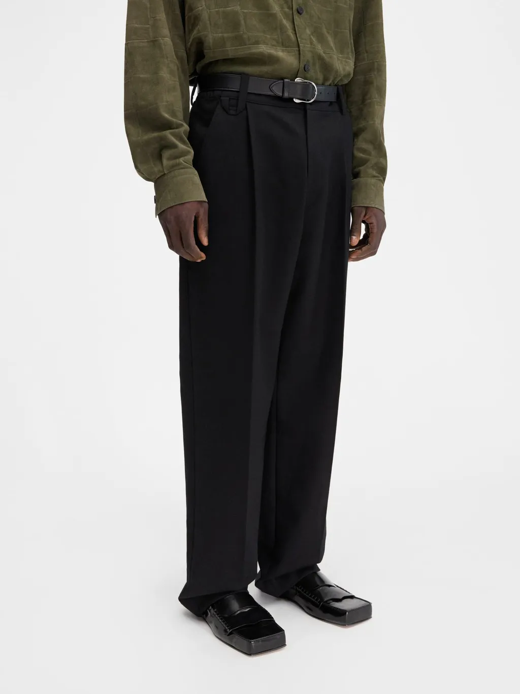 Belt-Loop Casual Pants