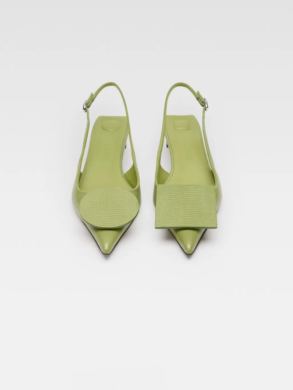 The Low Duelo Slingbacks