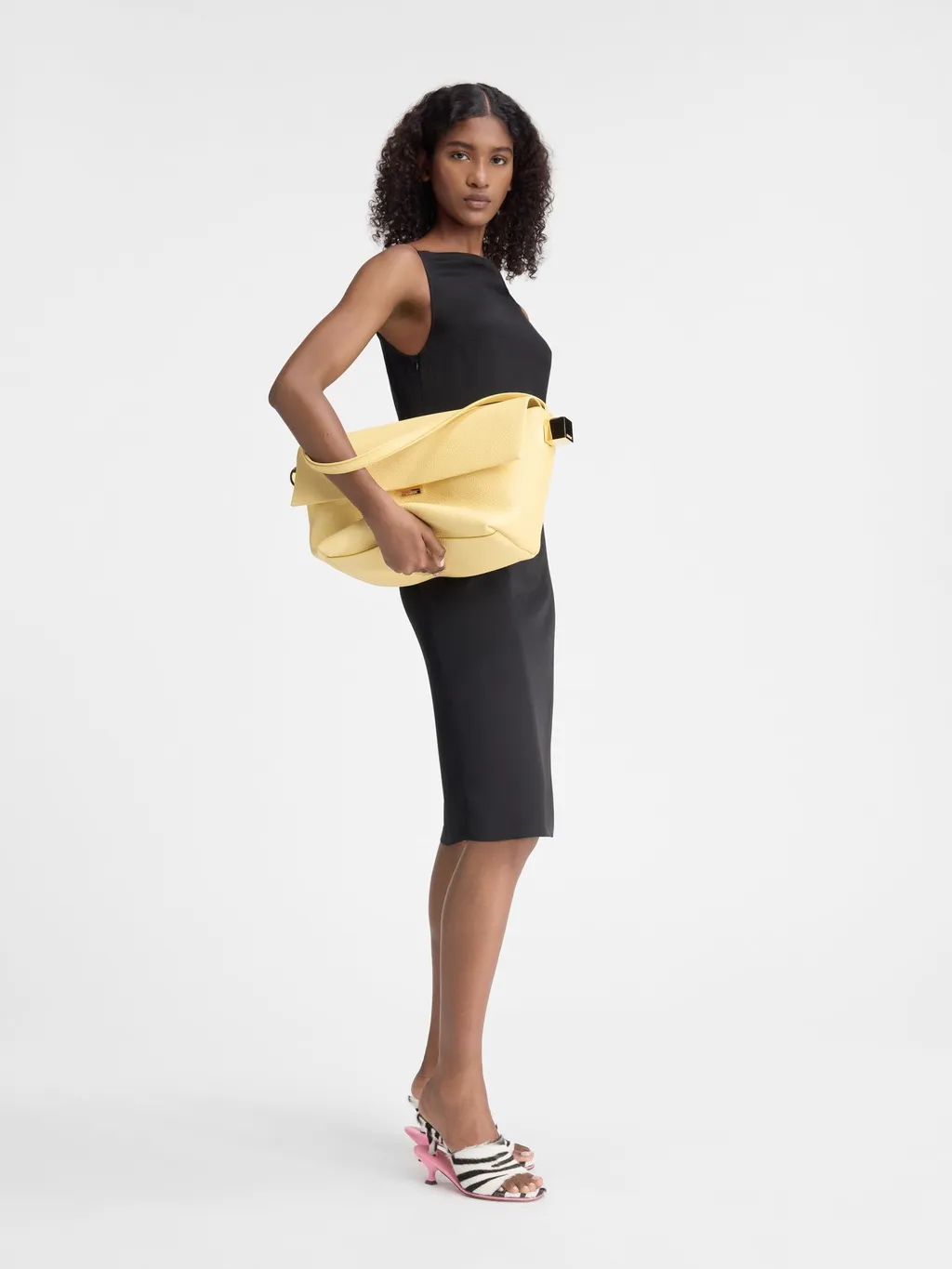Spoglio Sleeveless Pencil Dress