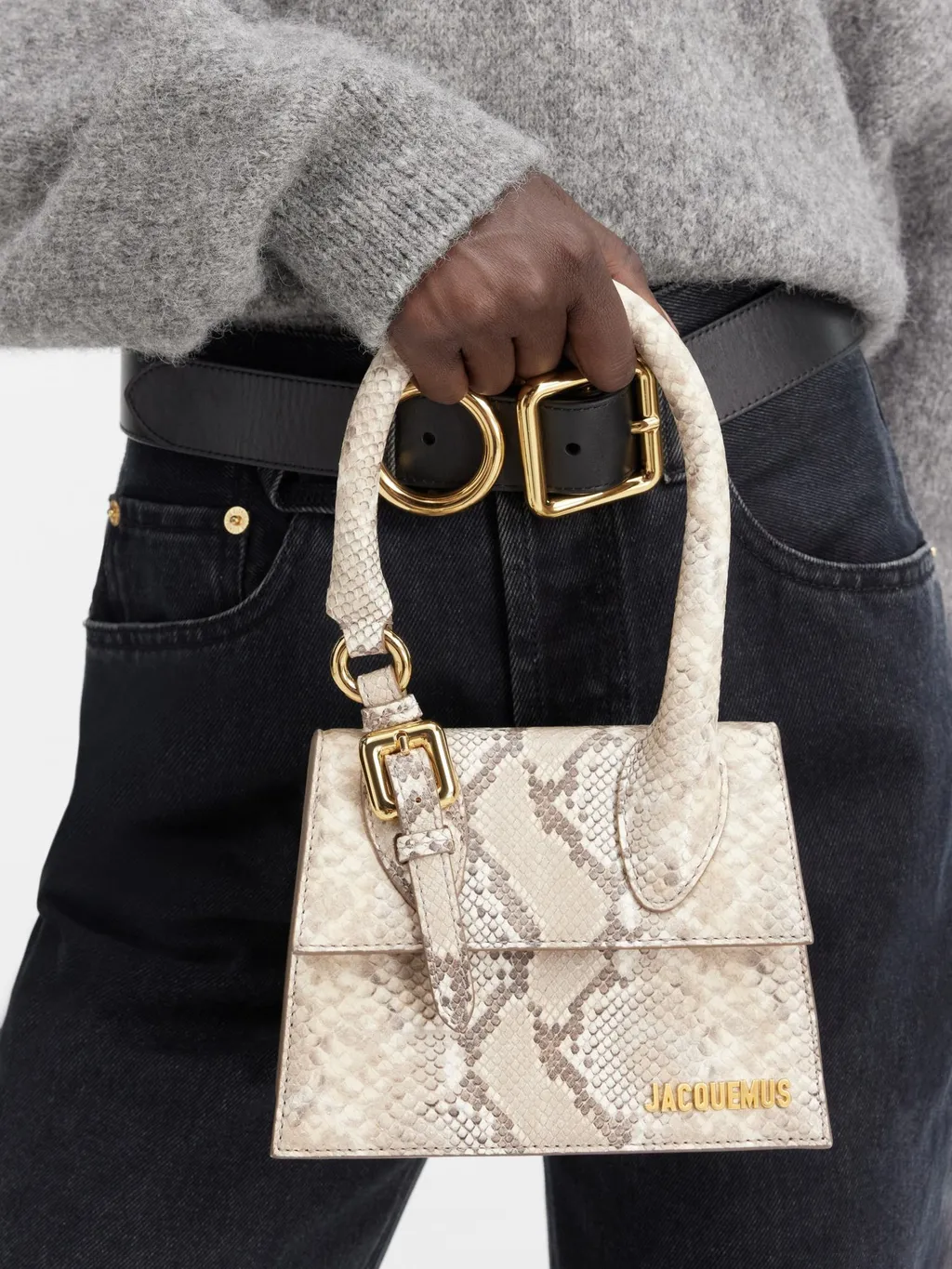 Le Chiquito Moyen Top Handle Bag