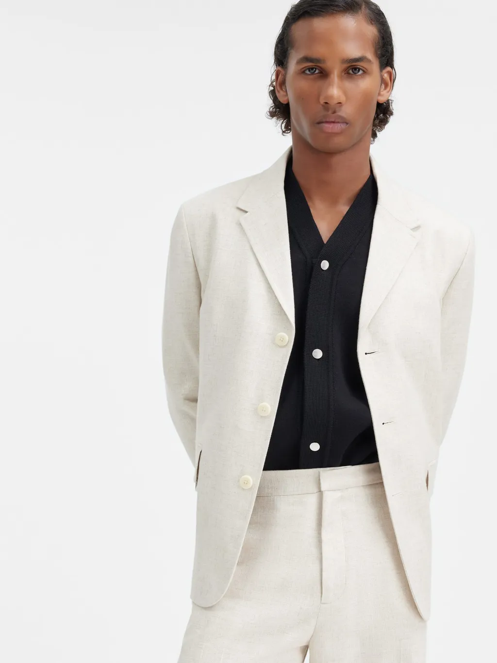 Buttoned Long-Sleeved Jacket