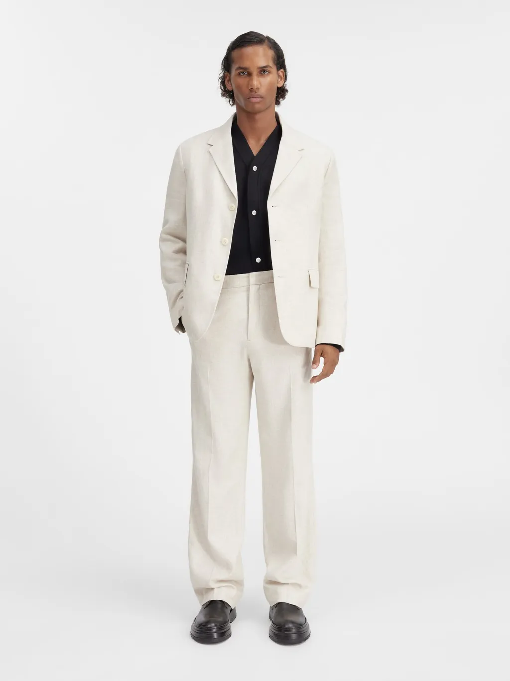 Buttoned Long-Sleeved Jacket