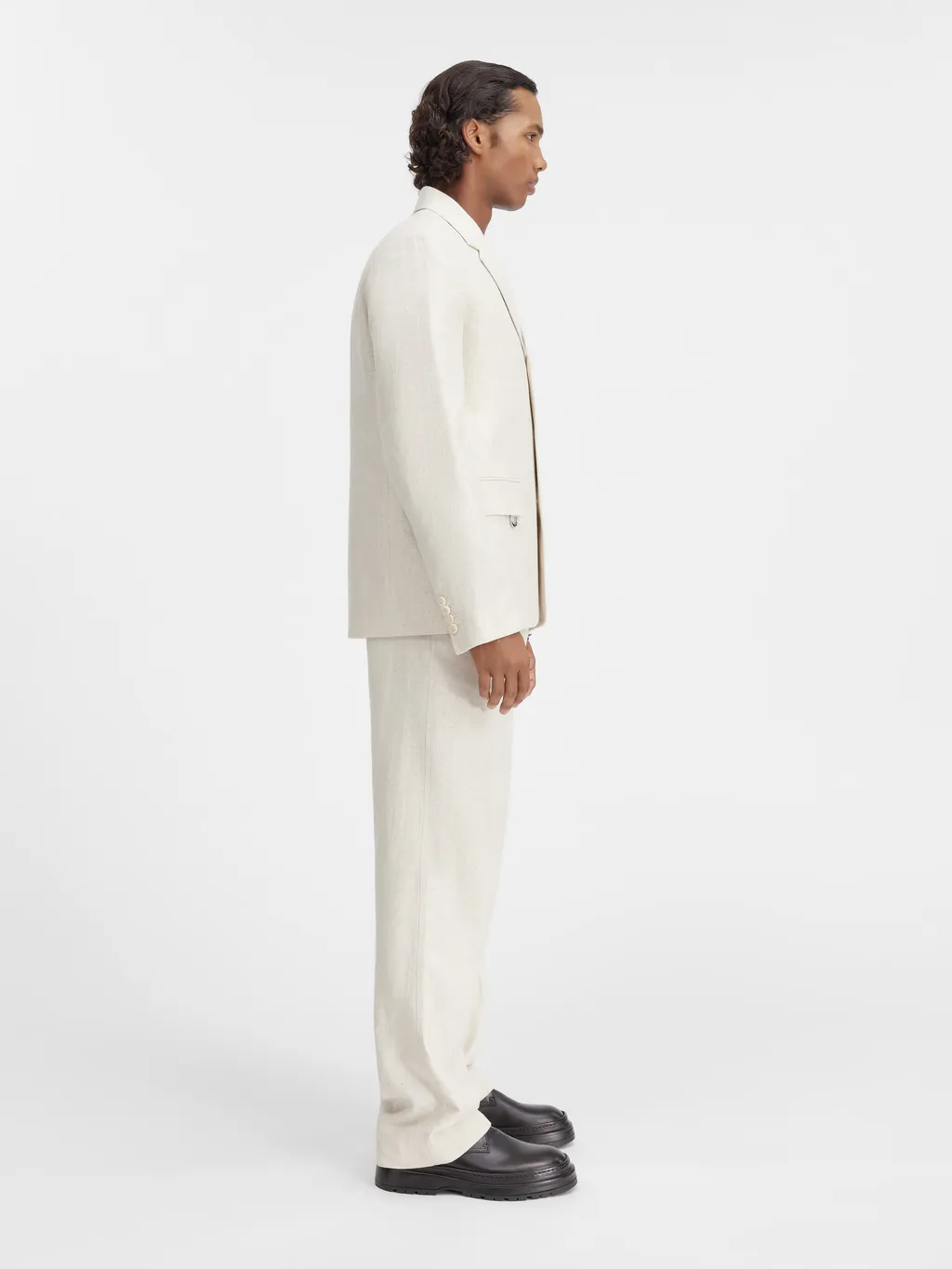 Buttoned Long-Sleeved Jacket