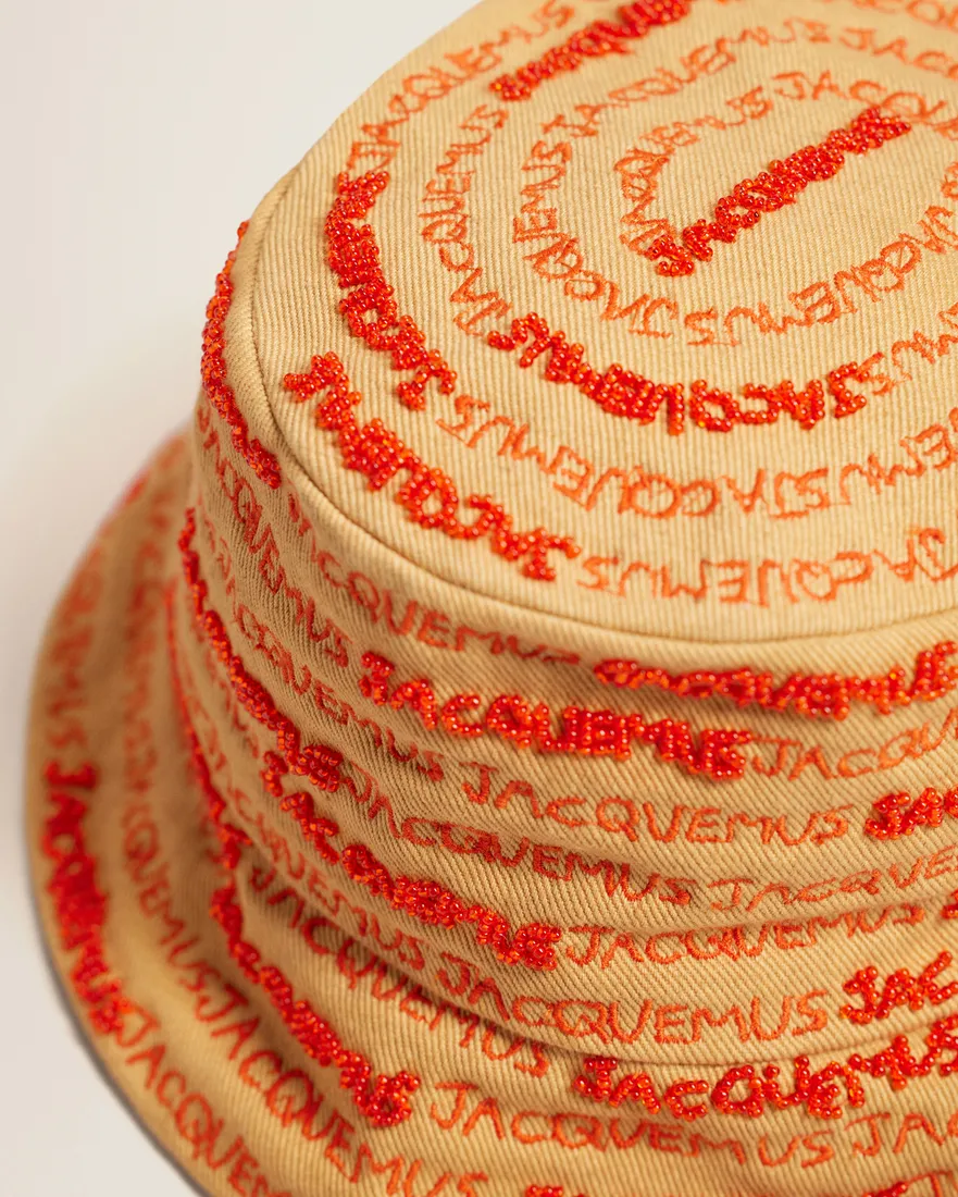 Le Bob Bordado Embroidered Logo Bucket Hat