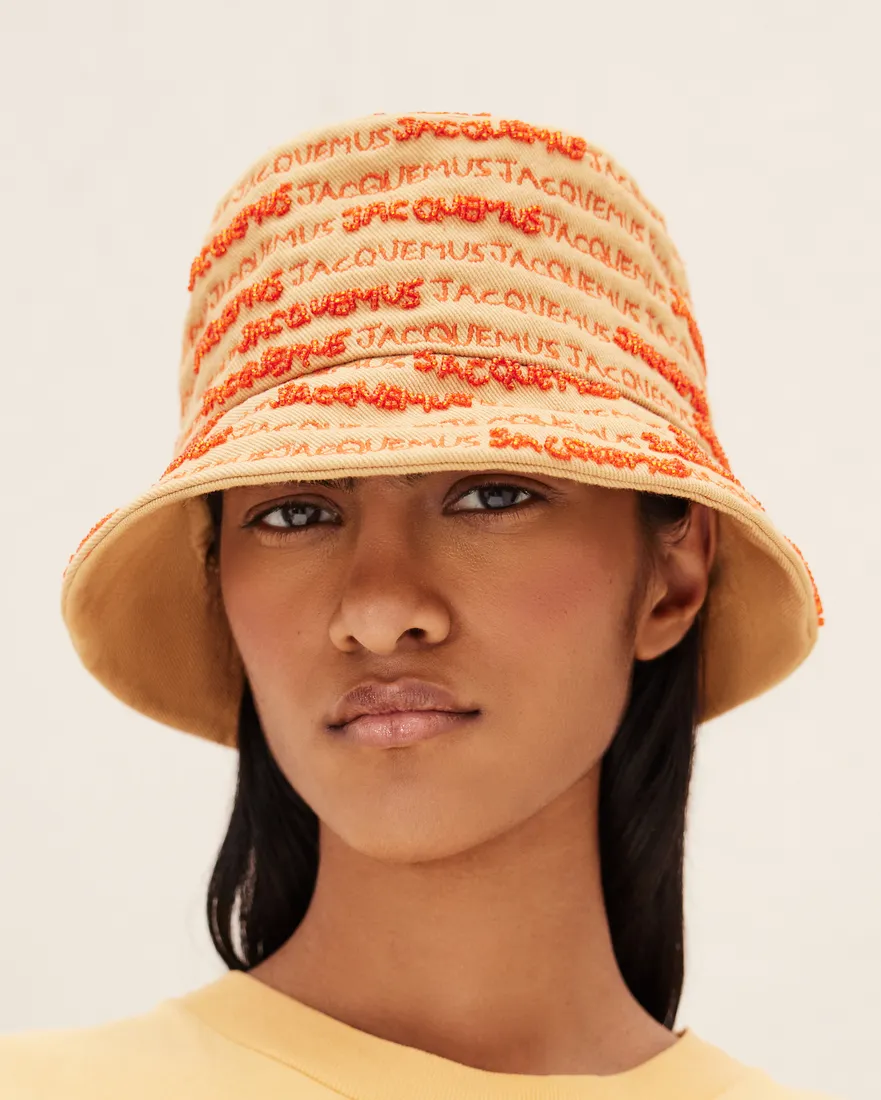 Le Bob Bordado Embroidered Logo Bucket Hat