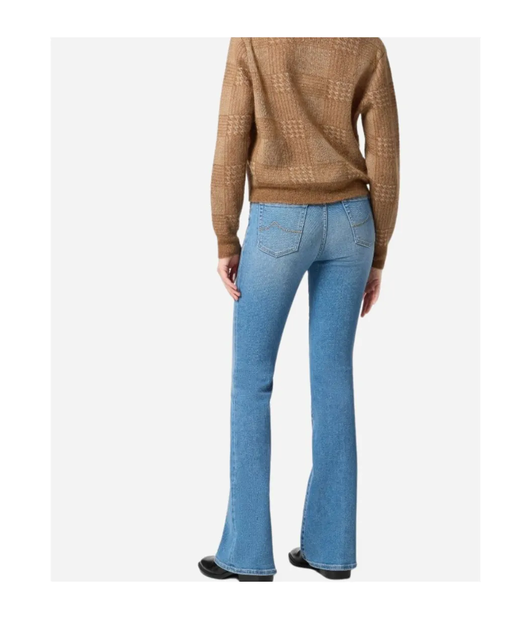 Victoria Jeans