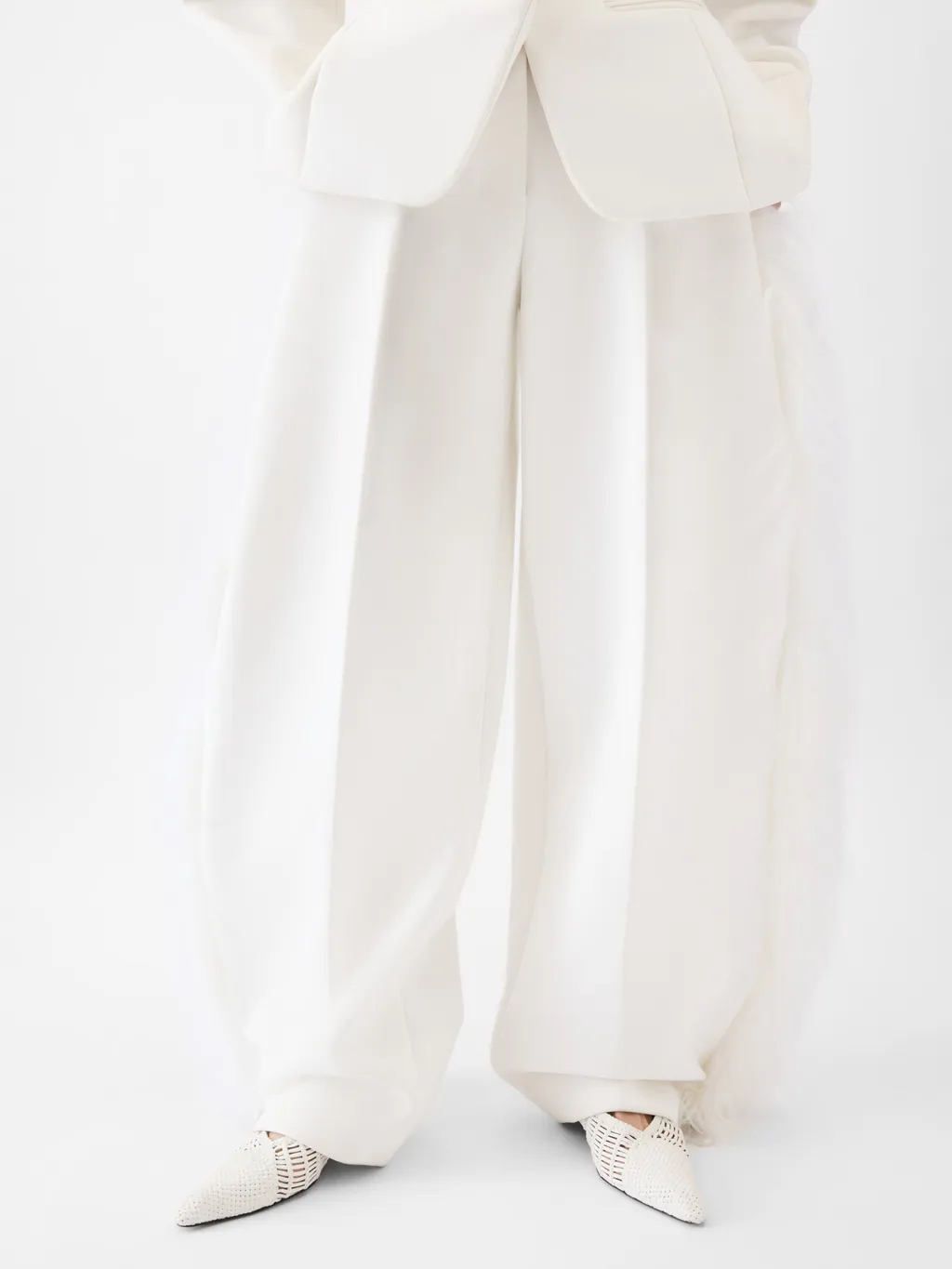 Curved Casual Pants