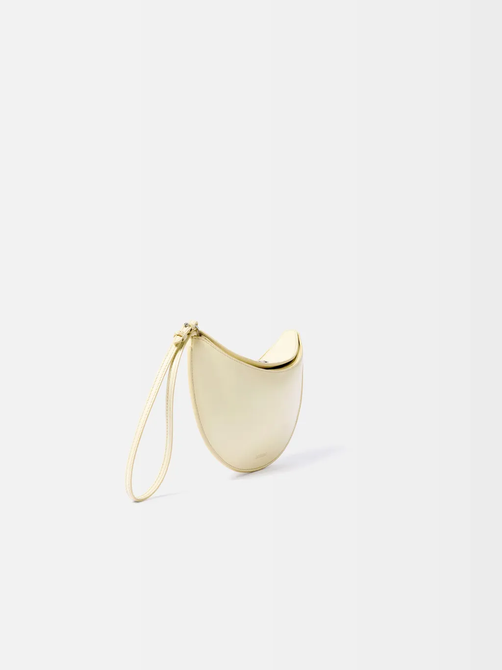 The Ovalo Folded Small Shoulder Bag