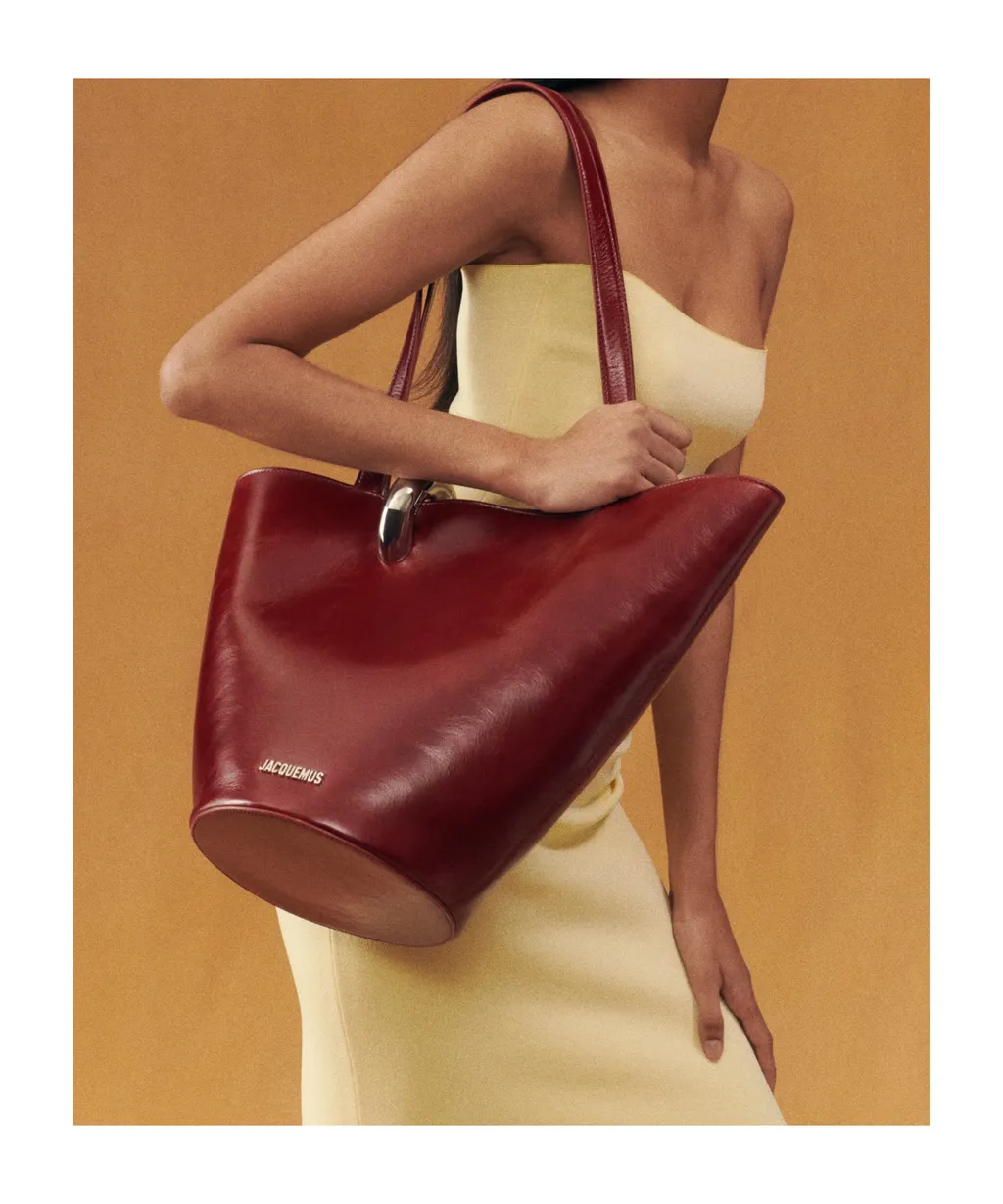 Le Bambola Moyen Logo Lettering Bucket Bag