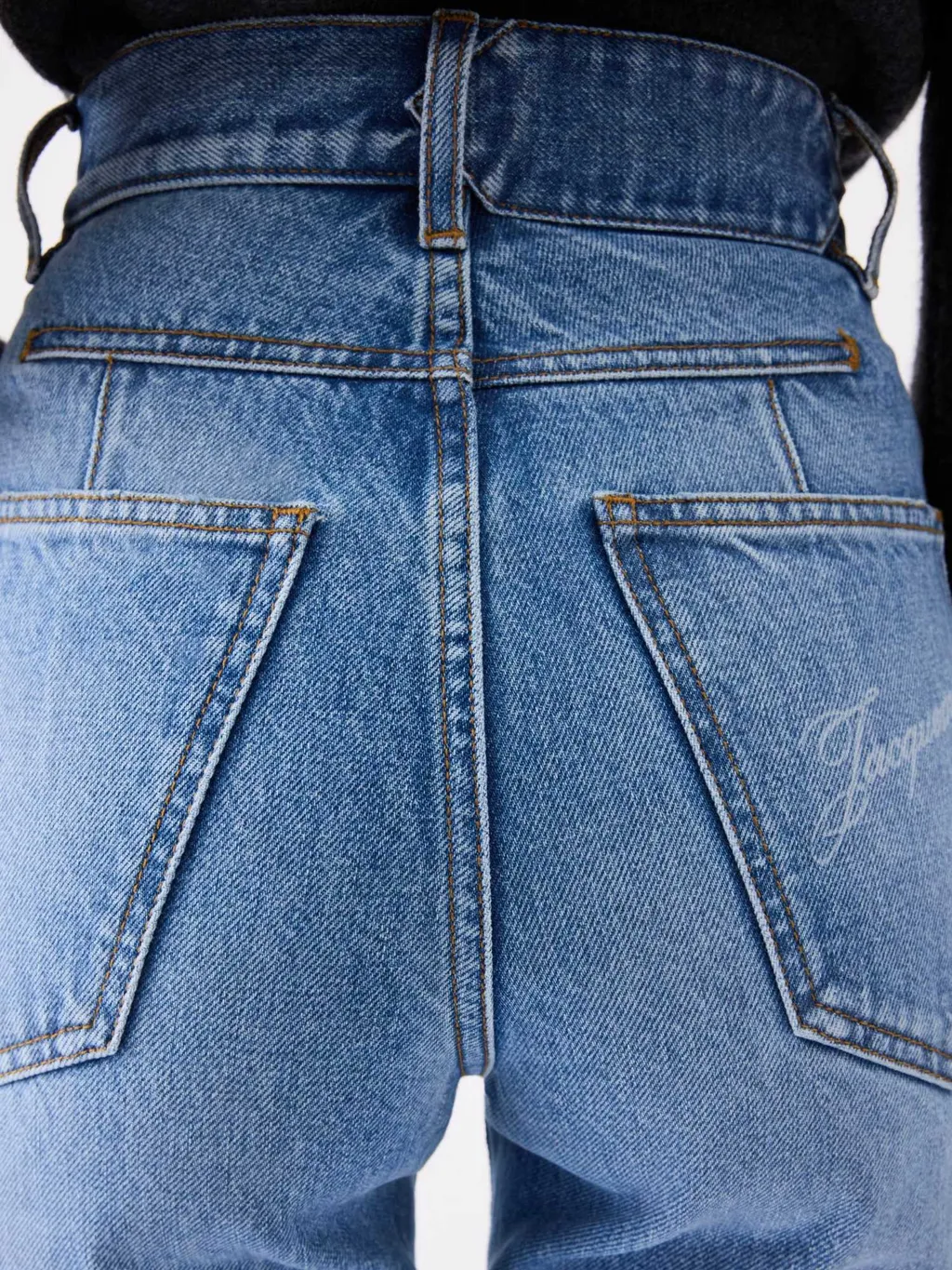 Straight Jeans