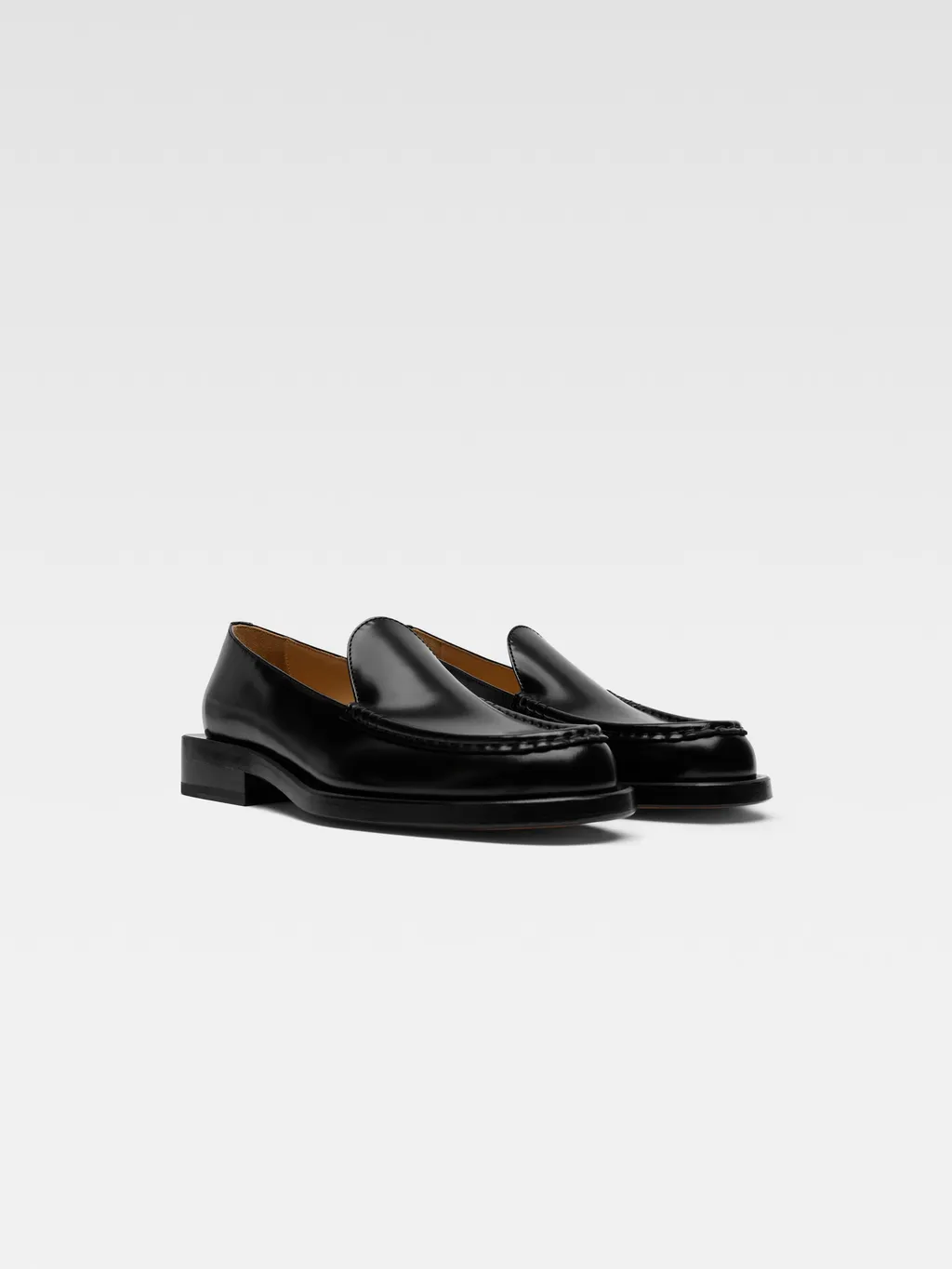 Round Toe Slip-On Loafers