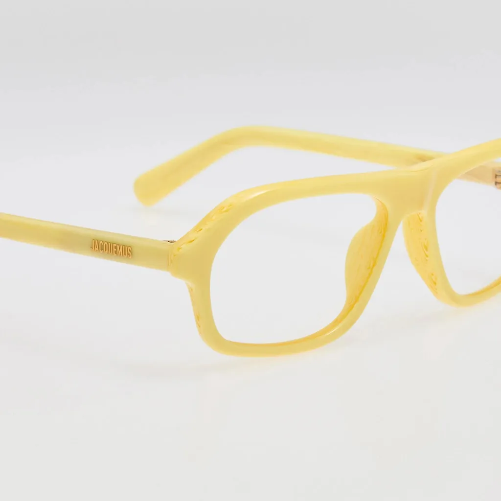 Full-Rim Glasses