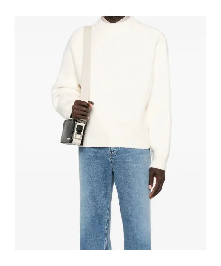 Round-Neck Sweater