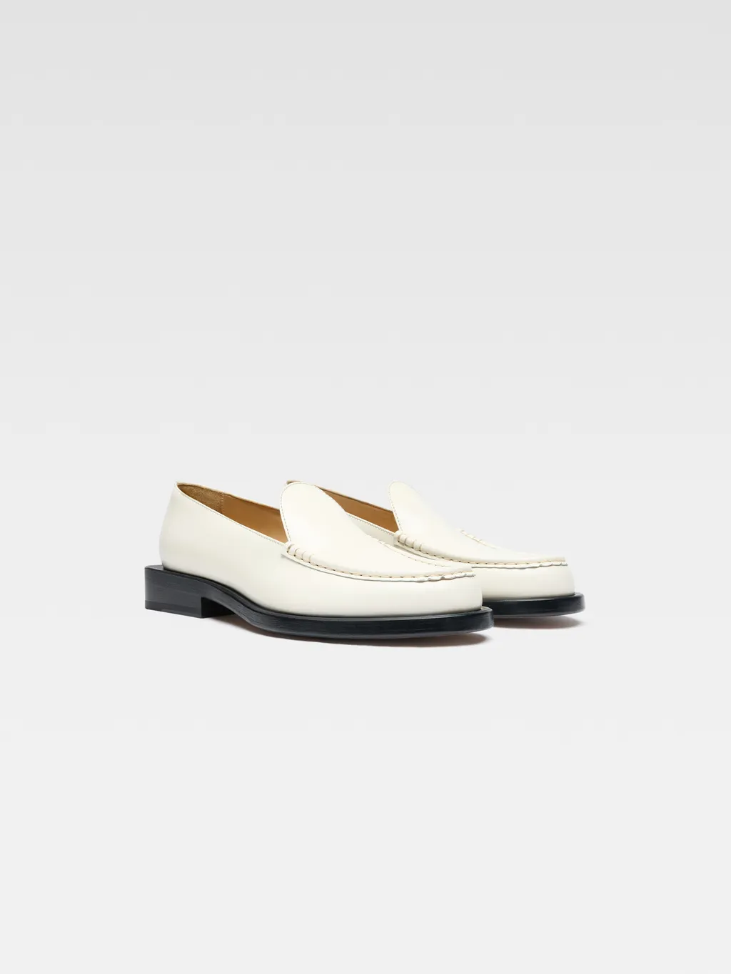 Round Toe Loafers