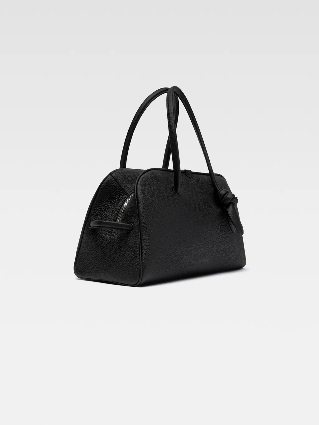 The Turismo Zipped Tote Bag