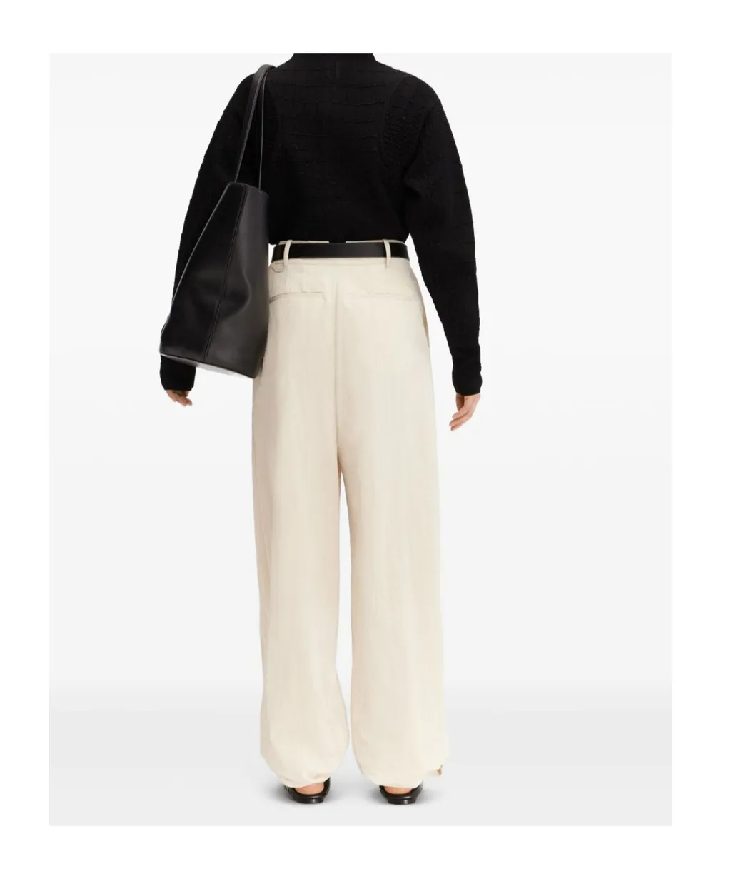 The Melao Pleat Detailed Pants