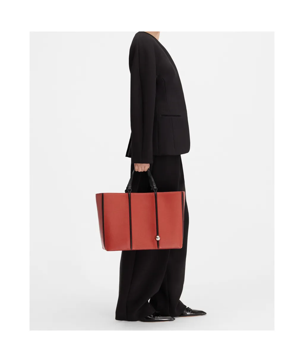 The Ovalo Jacket