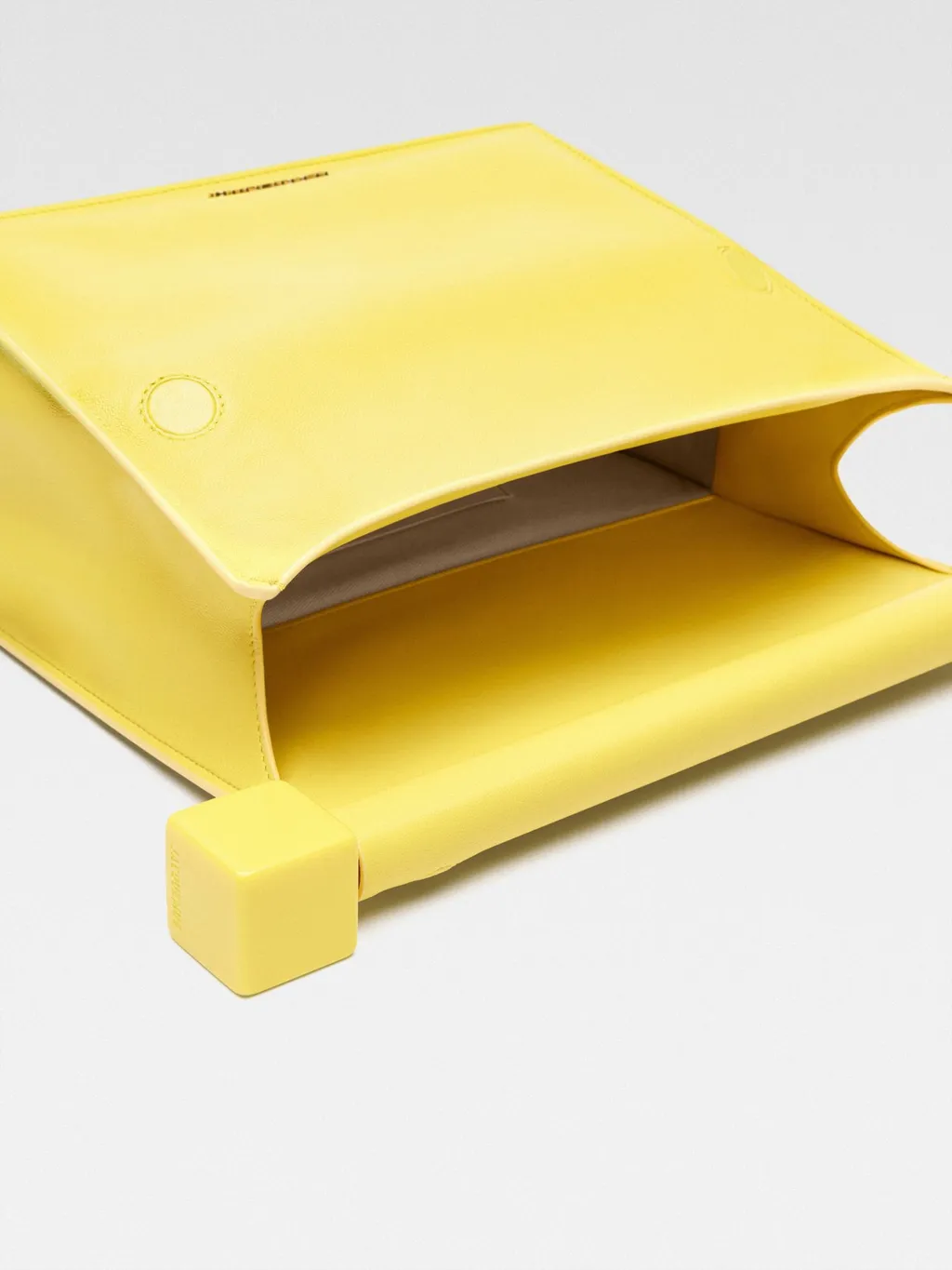 Jacquemus La Pochette Rond Carré Logo Plaque Clutch Bag