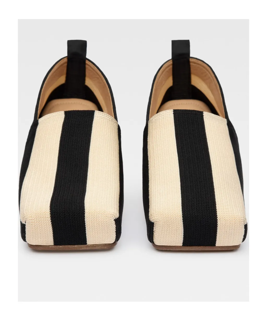 Square Toe Casual Shoes
