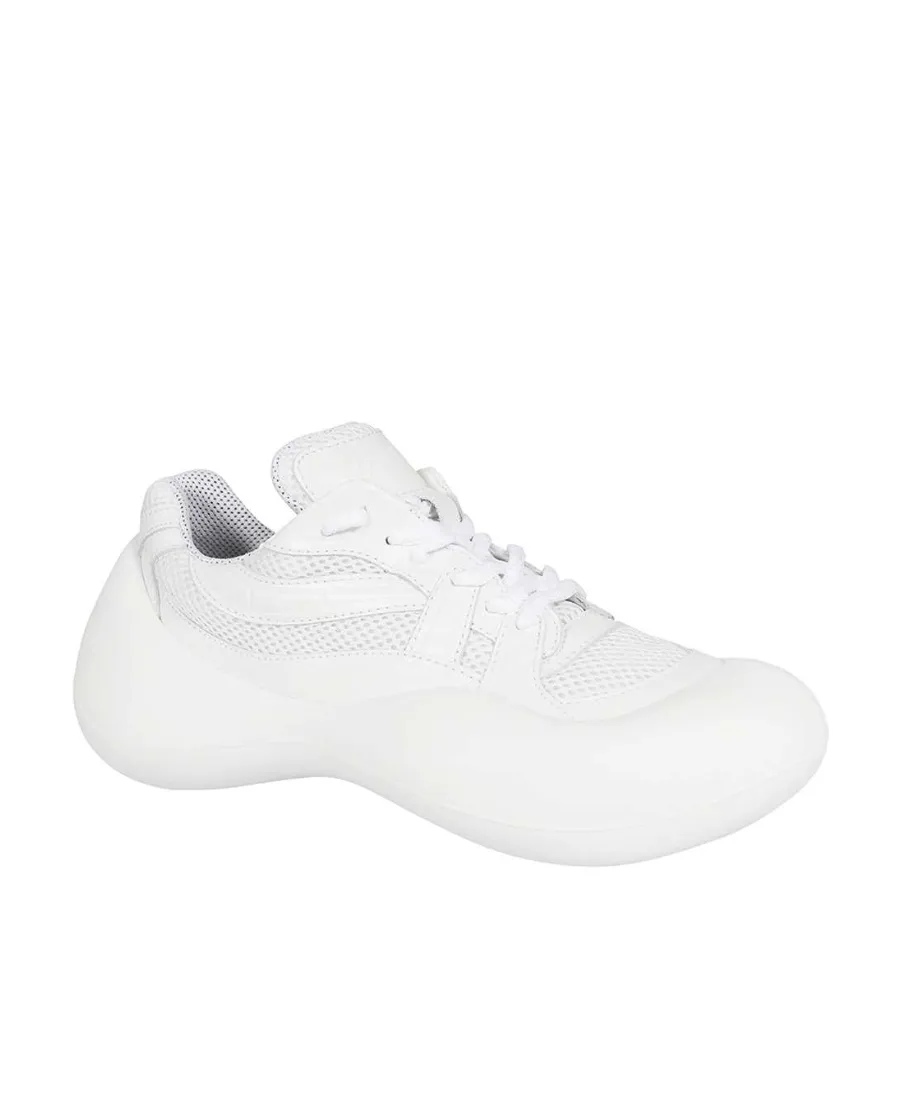 Low-Top Sports Shoes