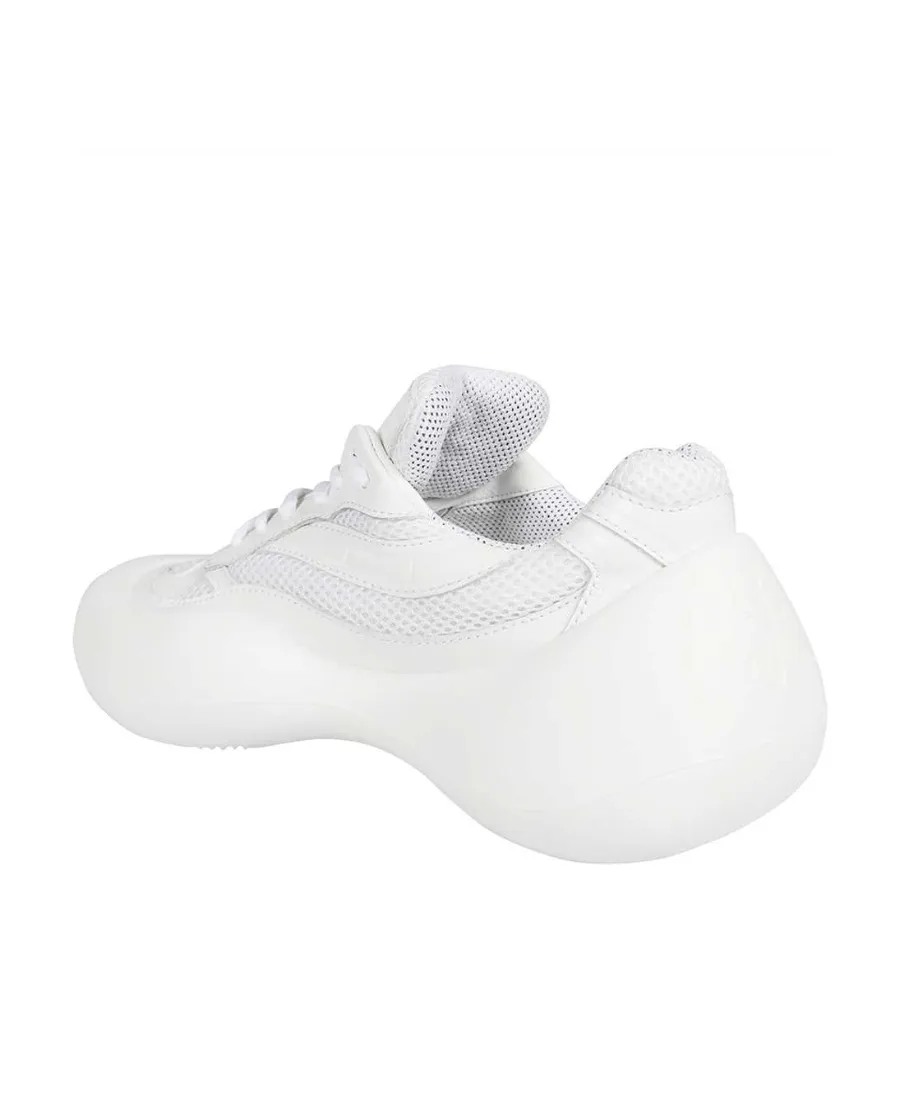 Low-Top Sports Shoes