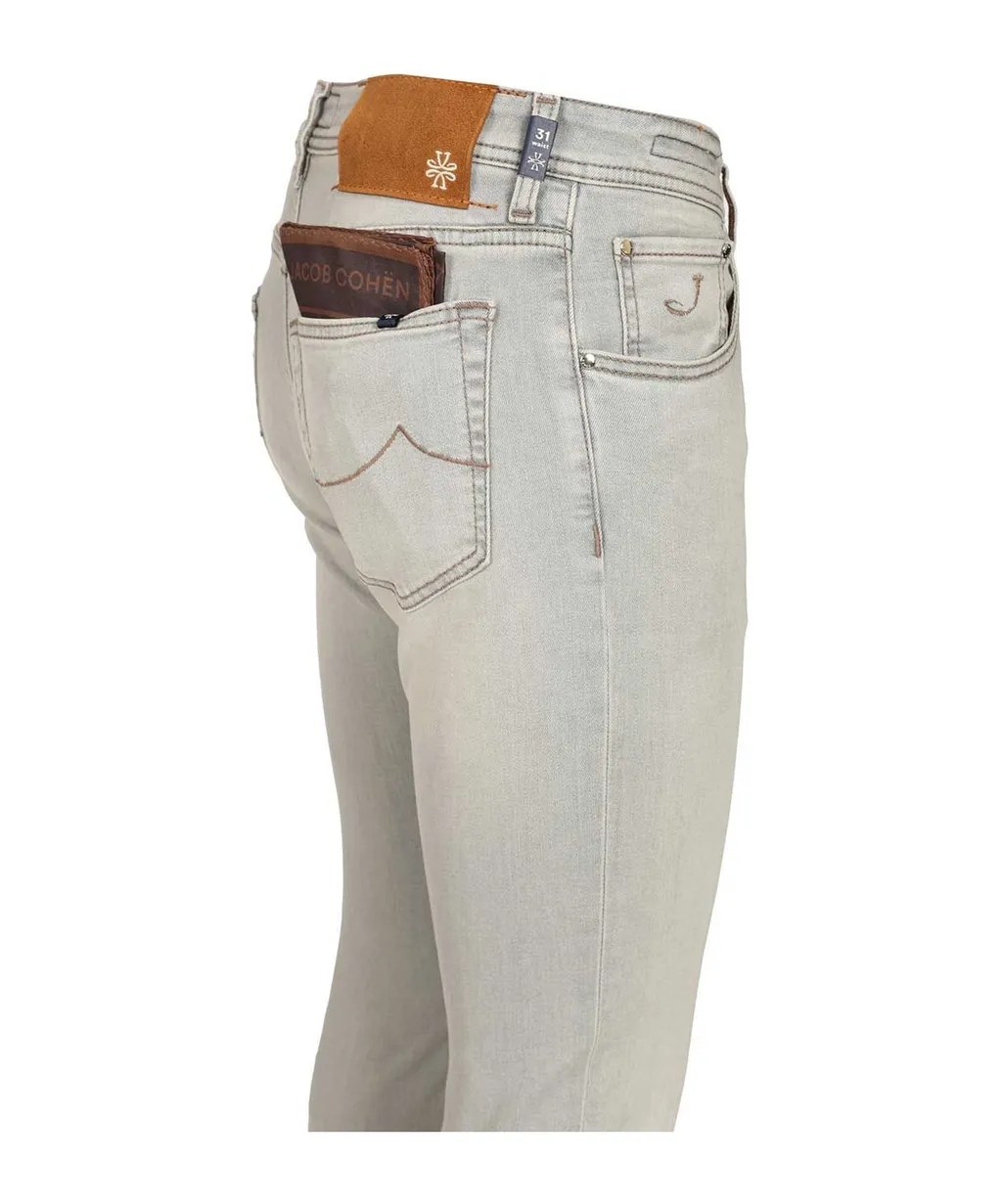 Straight-Leg Jeans