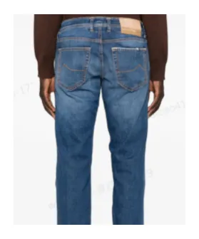 Straight Jeans