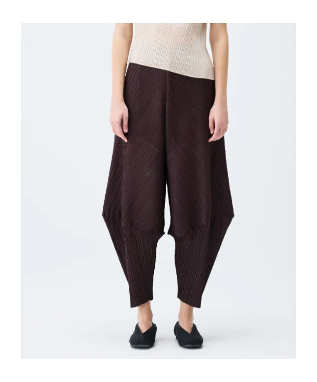 Pleated Panelled Trousers