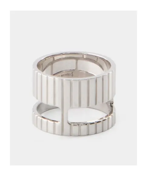Slot Core Ring