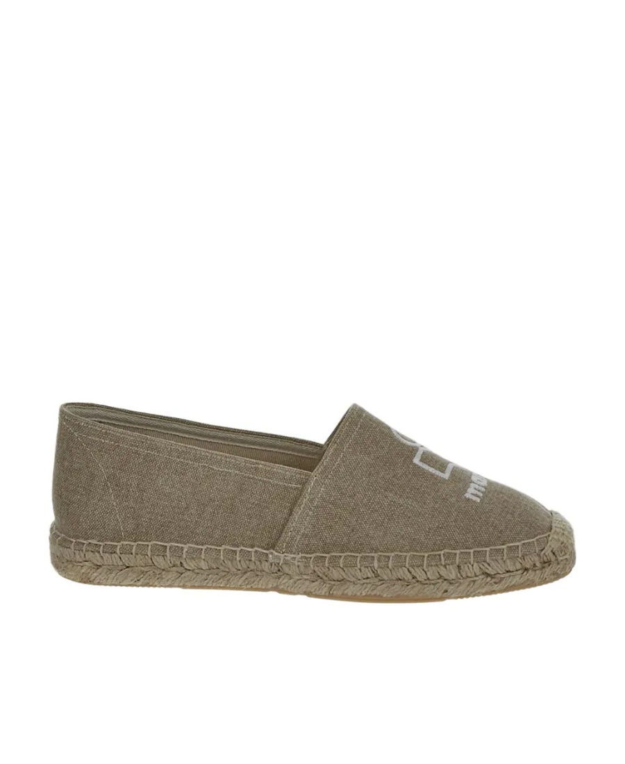 Round-Head Straw Shoes