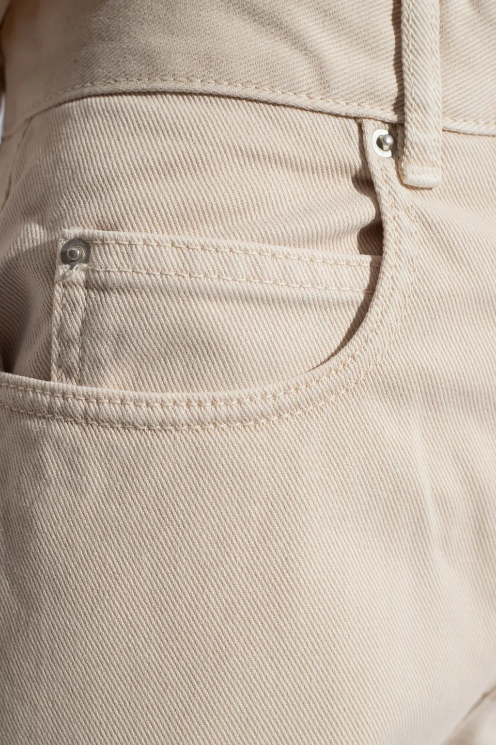 Belt-Loop Jeans