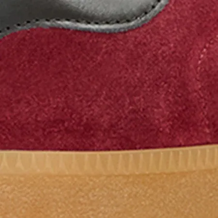 Beth Sneakers