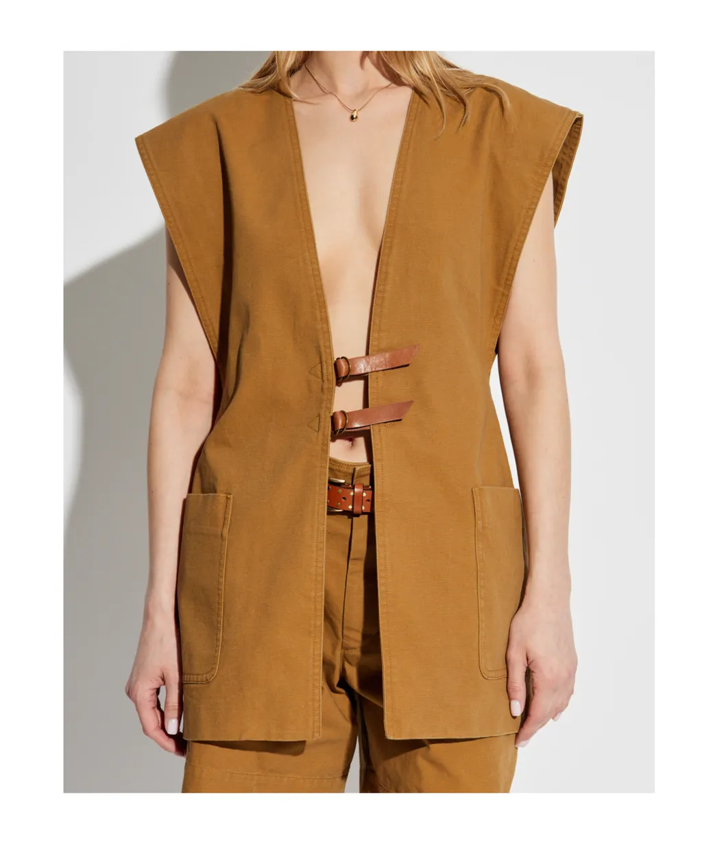 Wide Shoulder Sleeveless Vest