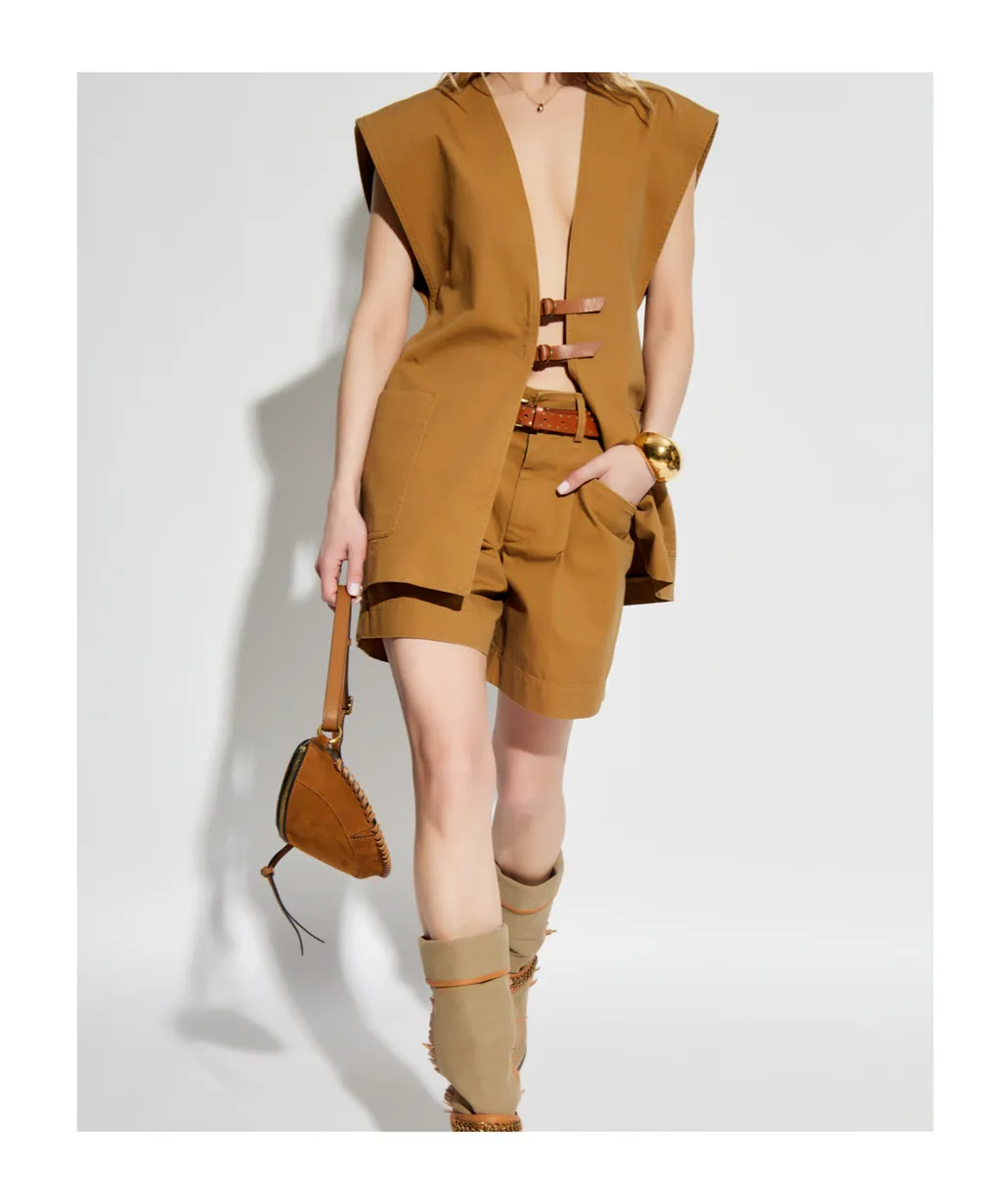 Wide Shoulder Sleeveless Vest