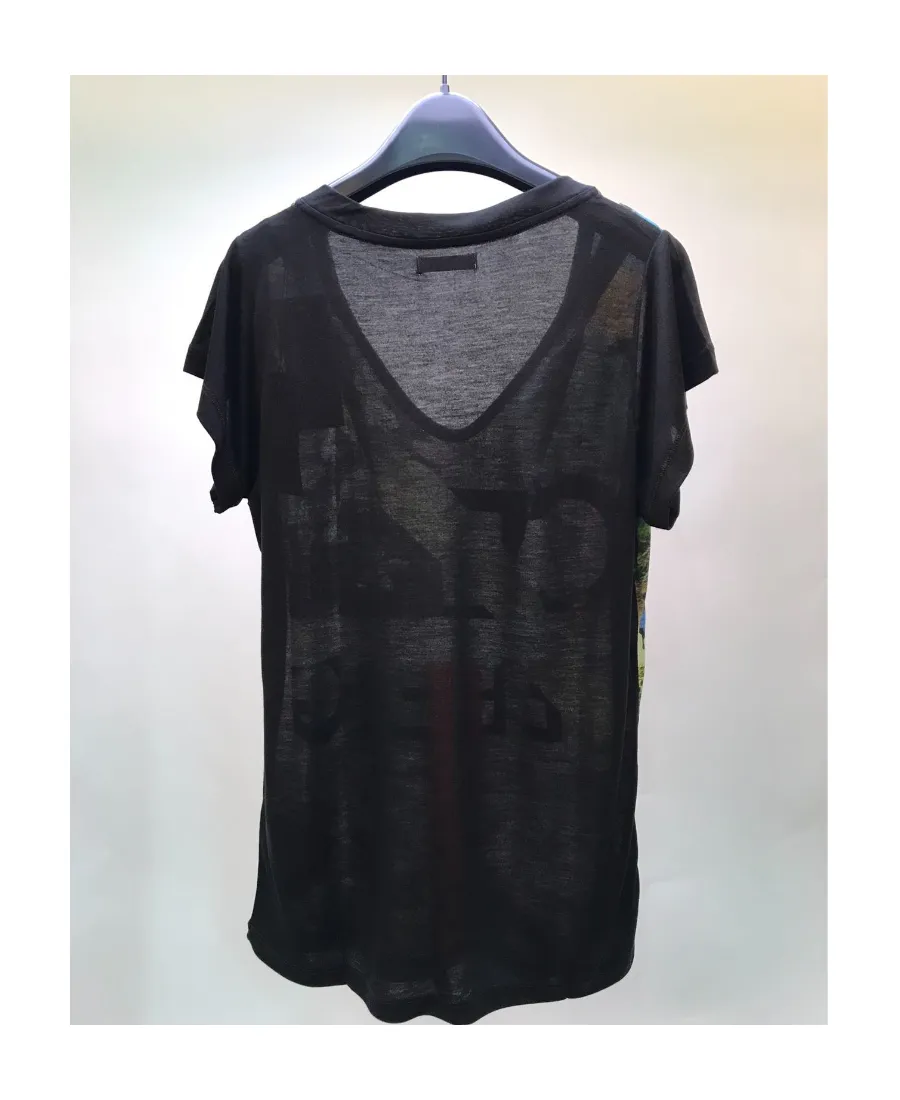 V-Collar Short-Sleeved T-Shirt