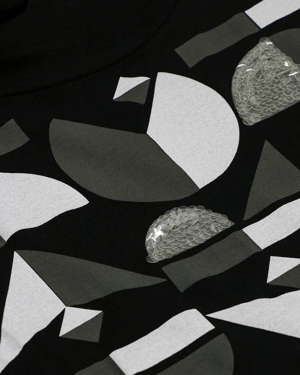 Printed Sleeveless T-Shirt