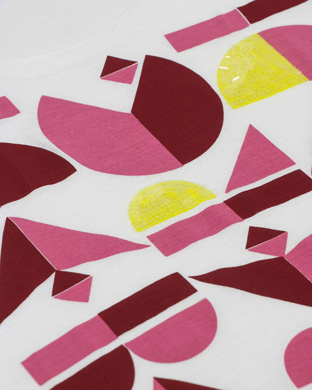Printed Sleeveless T-Shirt