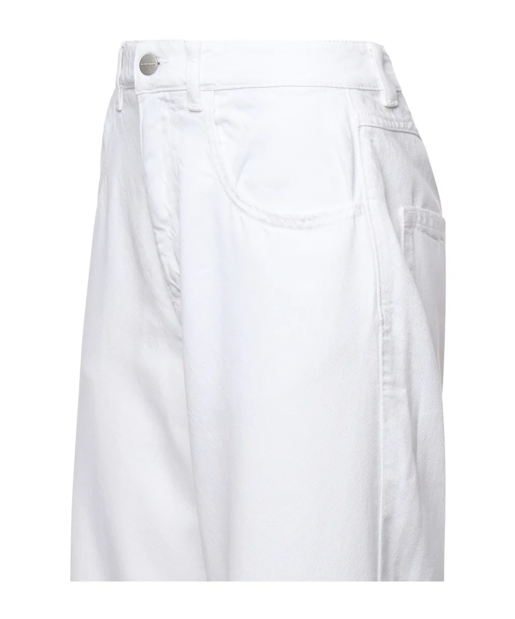 Wide-Leg Low-Waist Jeans