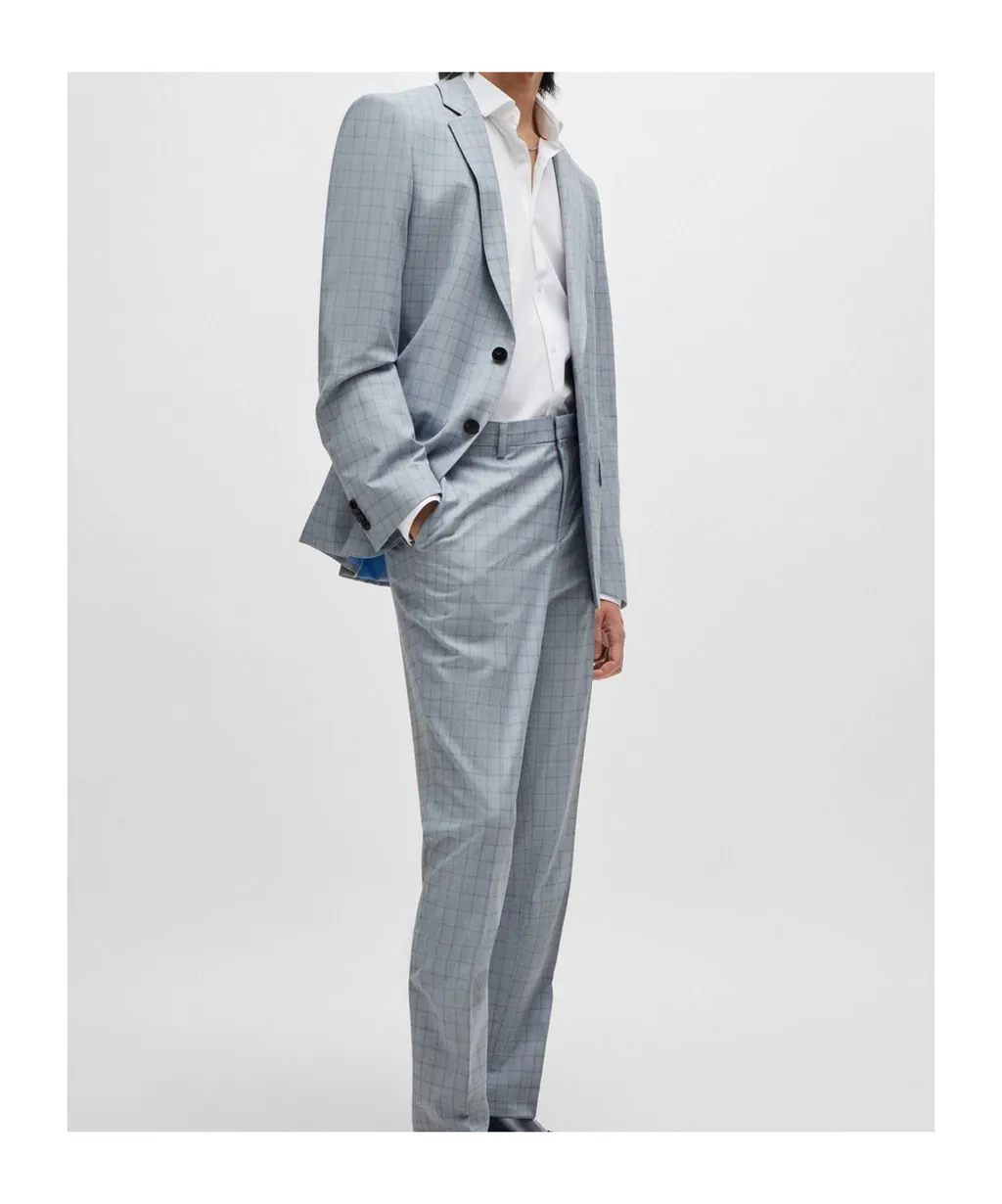 Long-Sleeved Suit