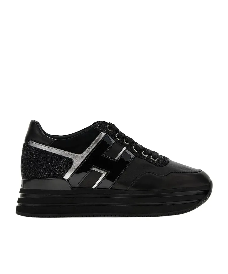 H483 Lace-Up Sneakers